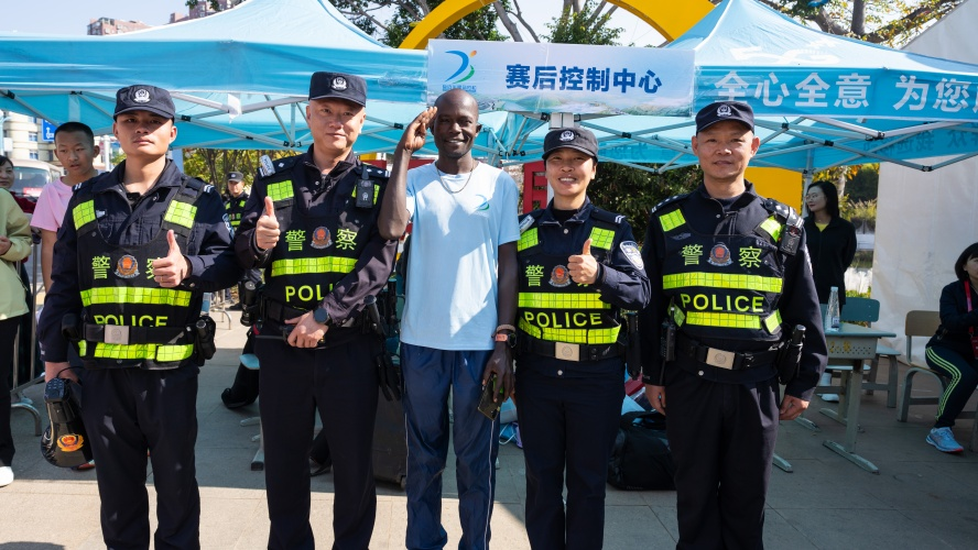 1739840561817.jpg 1739840561817.jpg